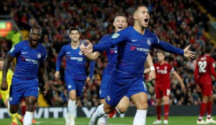 Chelsea's Hazard enjoying life under new manager Sarri