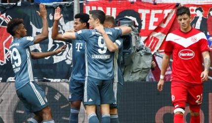 Soccer PIX: Bayern reclaim top spot