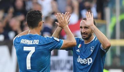 PHOTOS: Juventus win, Real Madrid held