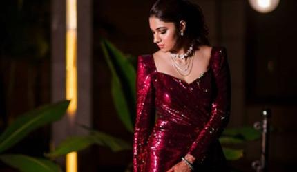 Sania Mirza's sister replicates Kareena's maroon gown