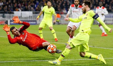 PIX: Wasteful Barca held by Lyon; Bayern frustrate Liverpool