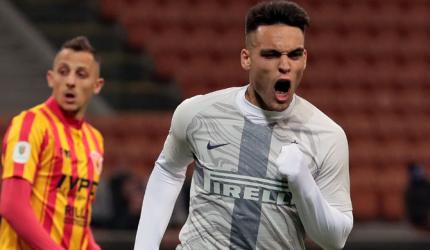 Football Extras: Inter hit six past Benevento; Marseille draw