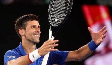 Djokovic donates 1 million euros to help fight virus