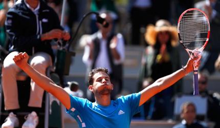PIX: Thiem beats Djokovic in dramatic French Open semi