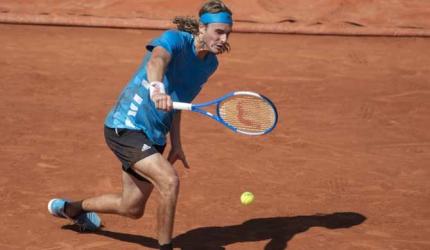 Can the younger generation beat 'Big 3' at Wimbledon?