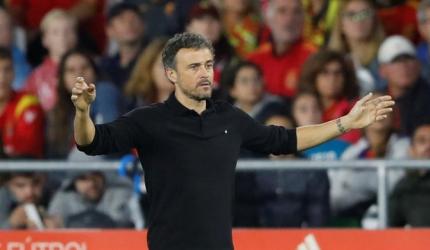Extras: Enrique quits as Spain coach for personal reasons