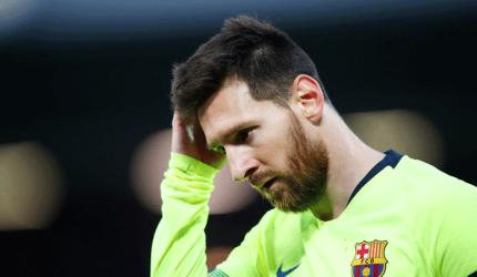 Busquets apologises to Barca fans