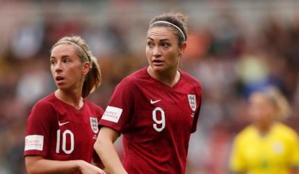 Soccer Extras: England women hope FA to address pay gap