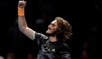 Tsitsipas thrashes Zverev to reach ATP semis