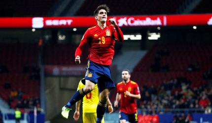 Euro qualifiers: Spain thrash Romania; Denmark through