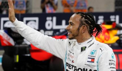 Hamilton storms to final pole of the Formula One season