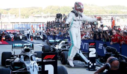 F1 PIX: Hamilton wins in Russia to end Ferrari's run