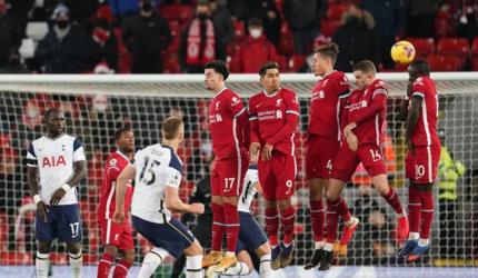 EPL PIX: Liverpool go clear at top, Arsenal held