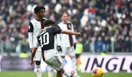 Juventus ease to win over 10-man Brescia