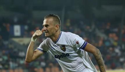 ISL: Old boy Goian returns to end Mumbai dreams