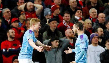 FA Cup PIX: City thump United to put one foot in final