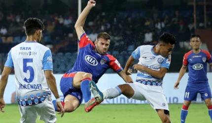 Indian soccer: Bengaluru FC keep pace with top guns