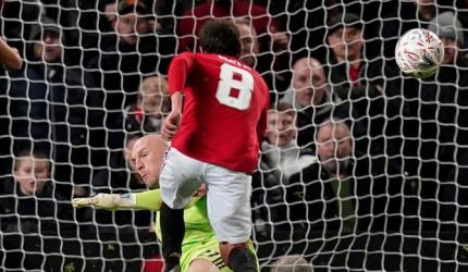 Soccer PIX: Mata sends United through; PSG crush Monaco