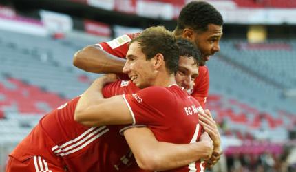 PIX: Late Goretzka goal helps Bayern close in on title