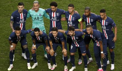 Three PSG players test positive for COVID-19