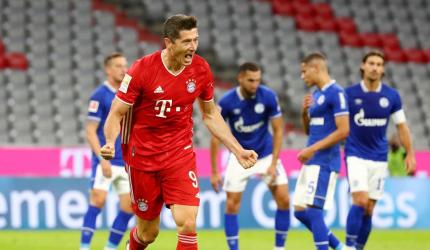 Soccer: Bayern dismantle Schalke 8-0 in season opener