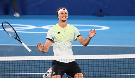 Zverev whips Khachanov for tennis singles gold