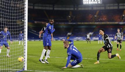 PICS: Chelsea go fourth after beating Newcastle