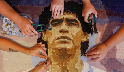 PIX: Argentines honor Maradona with mosaics