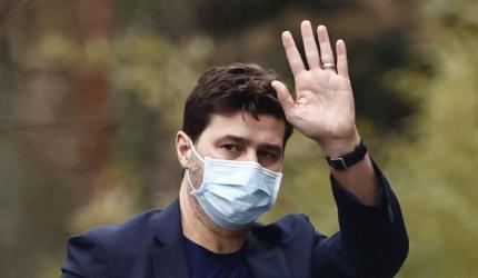 Will Pochettino sign free agent Messi for PSG?