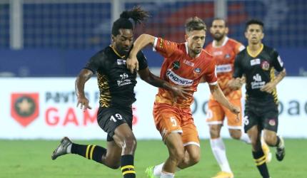 Indian football: 10-man FC Goa hold SC East Bengal