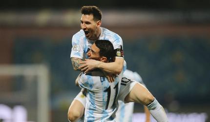 Copa America: Argentina beat Ecuador to enter semis