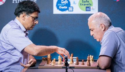 Anand, Kasparov renew rivalry in Clutch Chess duel