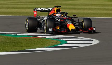 Verstappen wins Silverstone Sprint for British GP pole