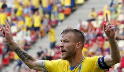 Euro 2020: Ukraine's Yarmolenko joins bottle bad boys