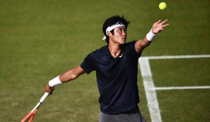 Zhang first Chinese man to qualify for Wimbledon