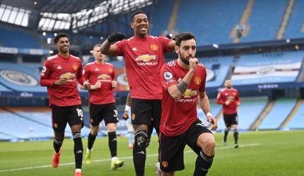 EPL PIX: Man United end City's run; Liverpool lose