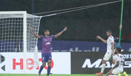 ISL: Bengaluru FC record classic win against NEUFC