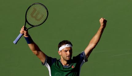 Dimitrov fights back to stun US Open champ Medvedev