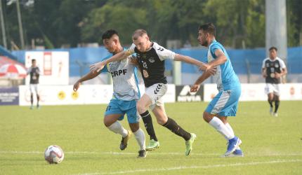 Soccer: Mohammedan Sporting enter Durand Cup quarters