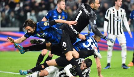 Inter earn crucial win; Barca leapfrog Sevilla