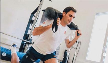 PICS: Look, Who's On A Comeback Trail
