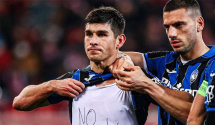Europa League: Barca hammer Napoli, Atalanta cruise 