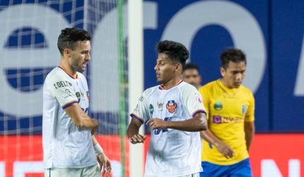 ISL: FC Goa fight back to hold Kerala Blasters