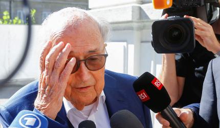 Ex FIFA bigwigs Blatter, Platini cleared of fraud