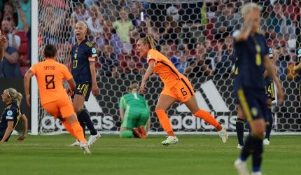 Women's Euros PICS: Netherlands, Sweden share spoils