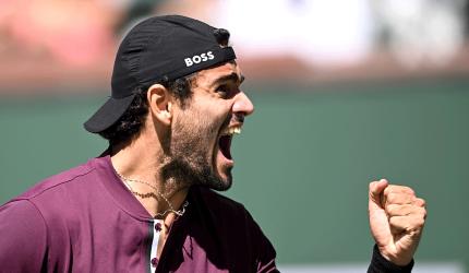 Berrettini powers into fourth round at Indian Wells