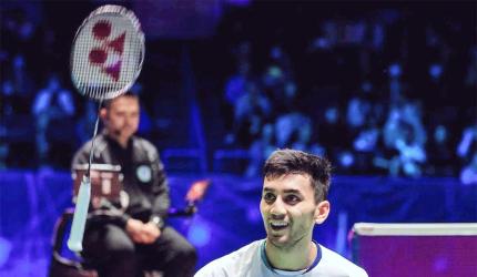 Mannepalli shocks top seed in Macau, Sen also advances