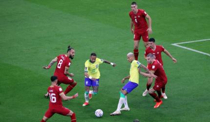 ﻿﻿FIFA WC PIX: Brazil silence Serbia in style