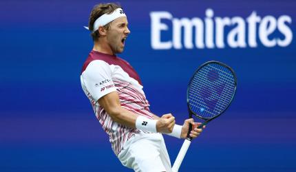 US Open: Ruud's 55-shot rally thrills crowd