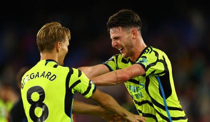 European Soccer: Arsenal celebrate big after win